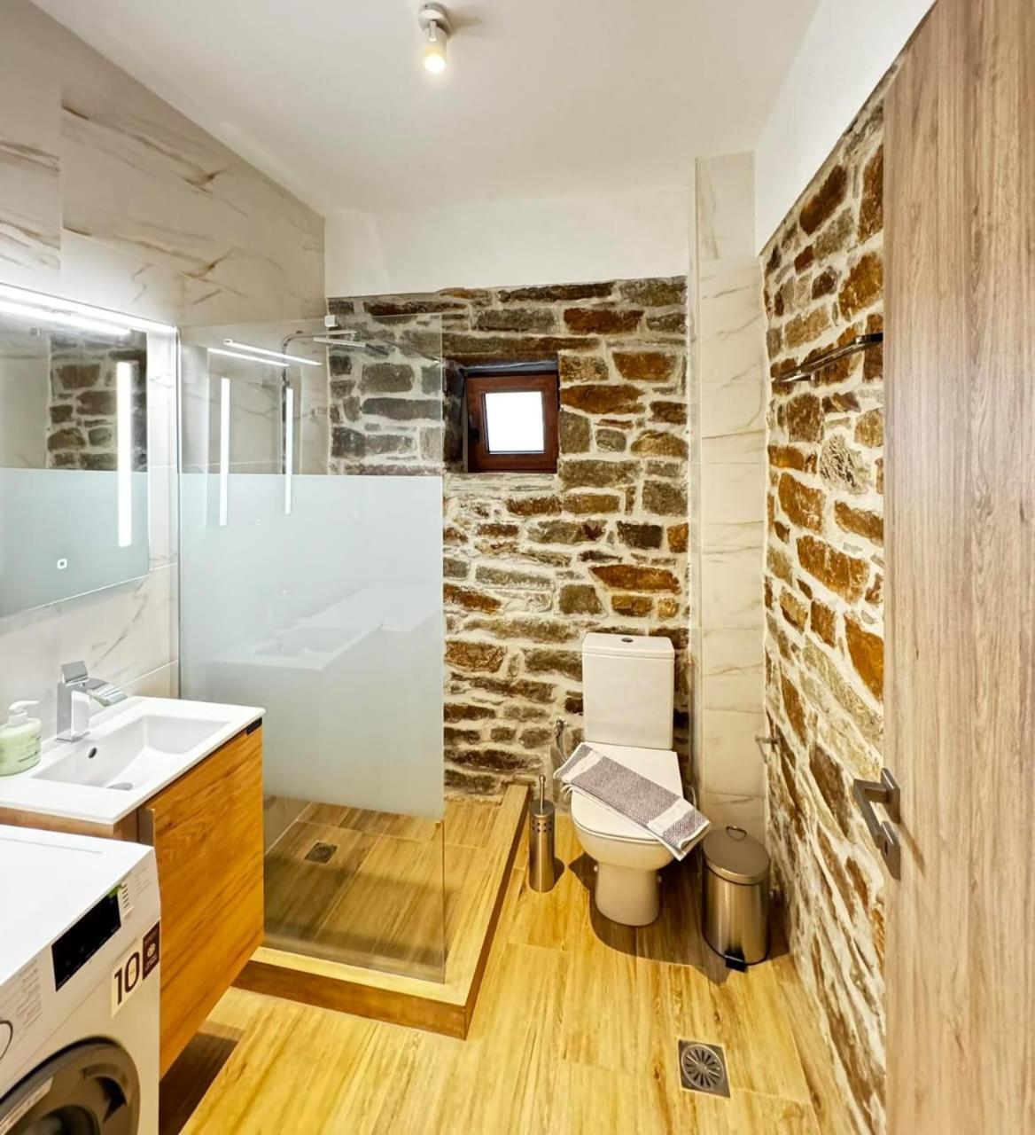 Lithos Apartament Evdilos (Ikaria)