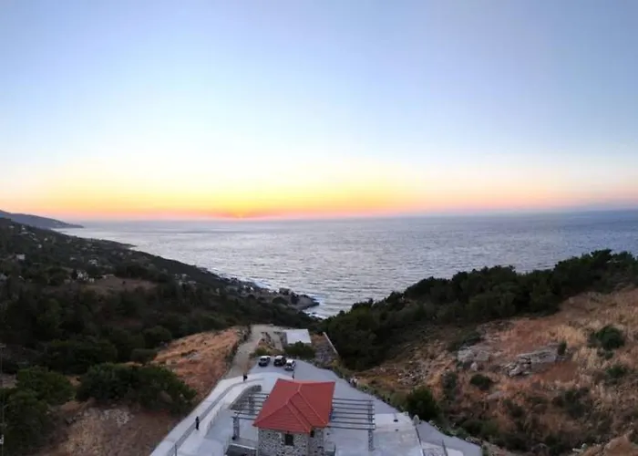 Lithos Apartments