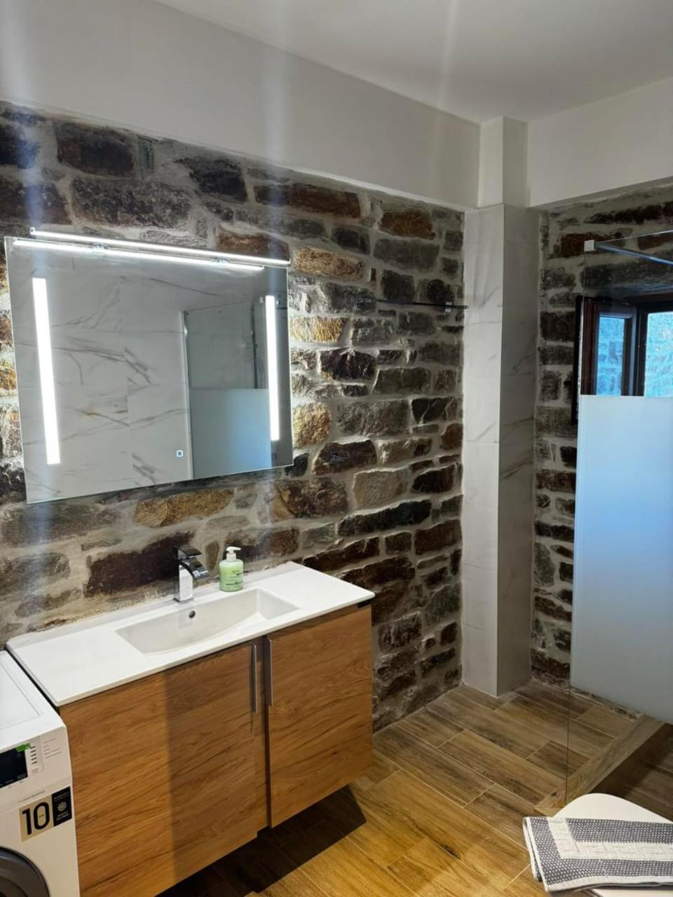 Lithos Apartment Évdilos